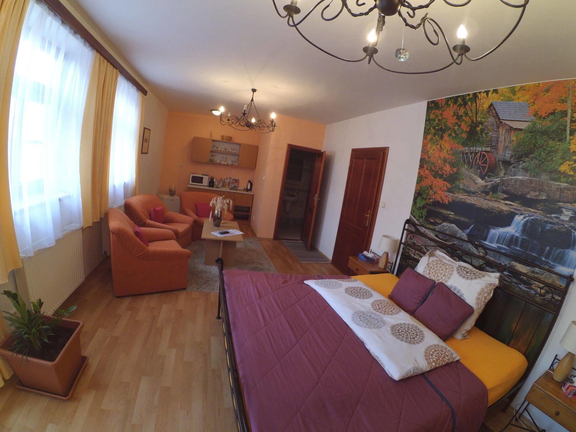 Hotel Atrium Jihlava Eksteriør billede